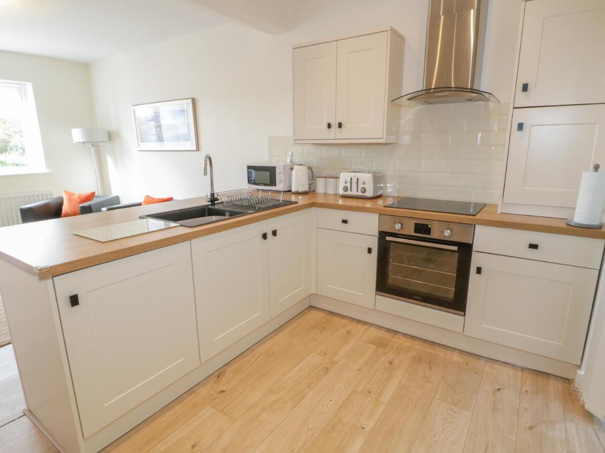 One Conway View Colwyn Bay Exterior photo